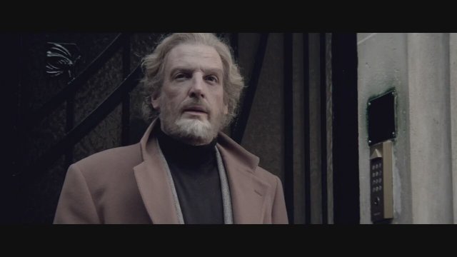Un illustre inconnu (2014) fragmanı