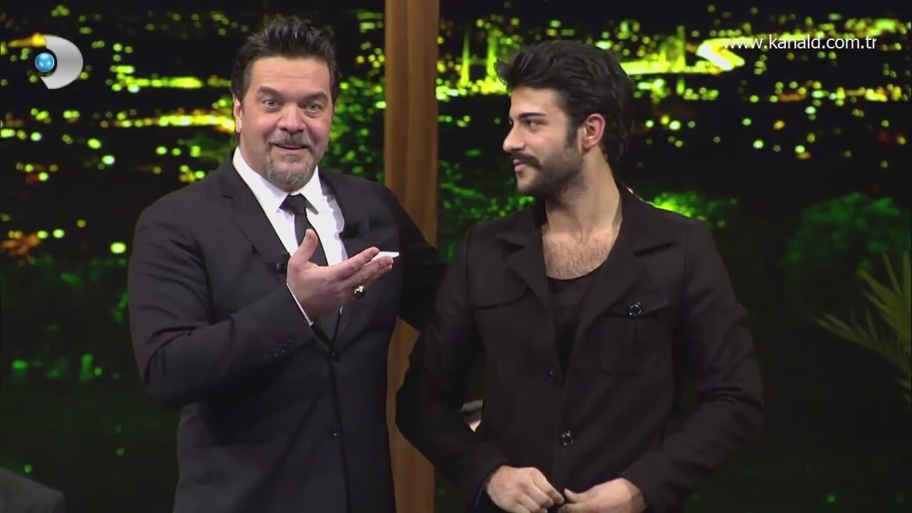 beyaz-show-burak-ozcivit-ile-kesisiyormusum-gibi_8141890-6000_1280x720.jpg