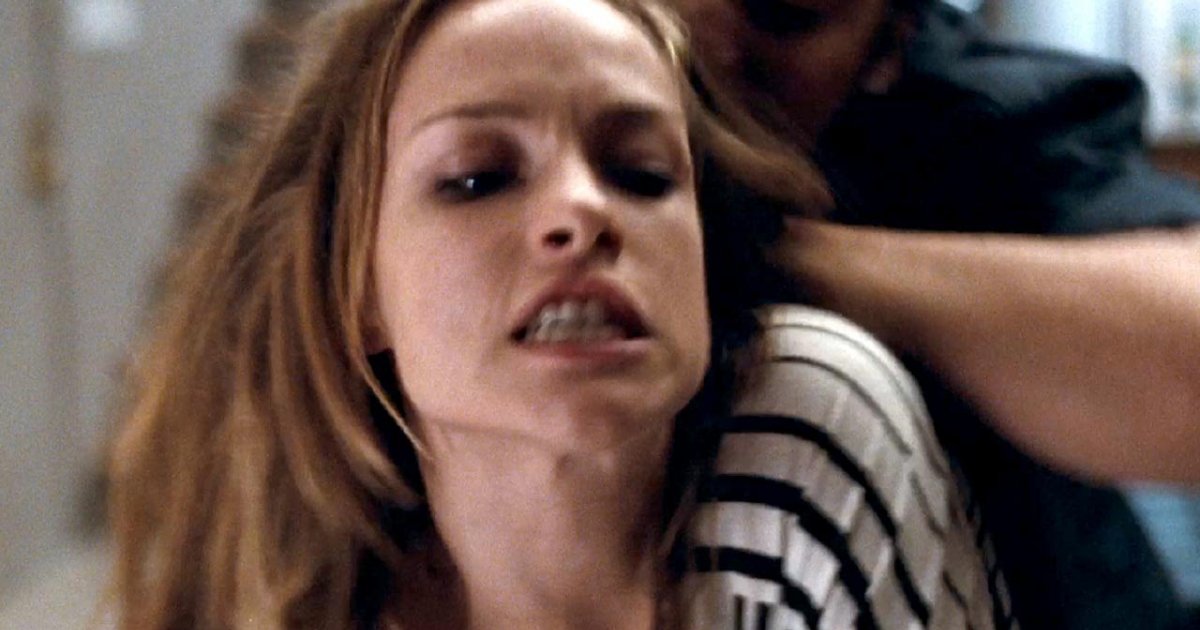 the-girl-is-in-trouble-2015-fragman_8286