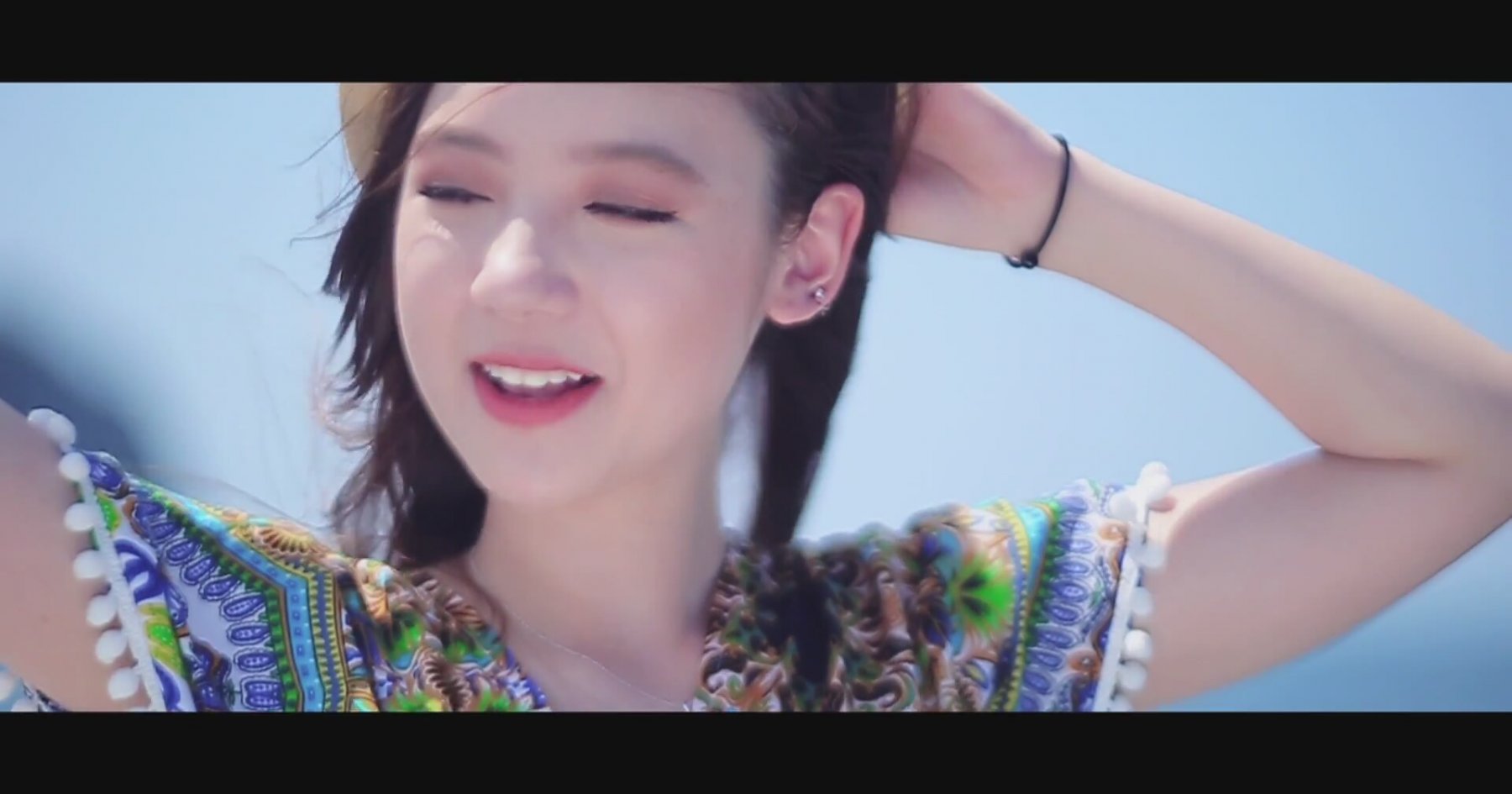 Jannine Weigel - Still Your Girl  İzlesene.com