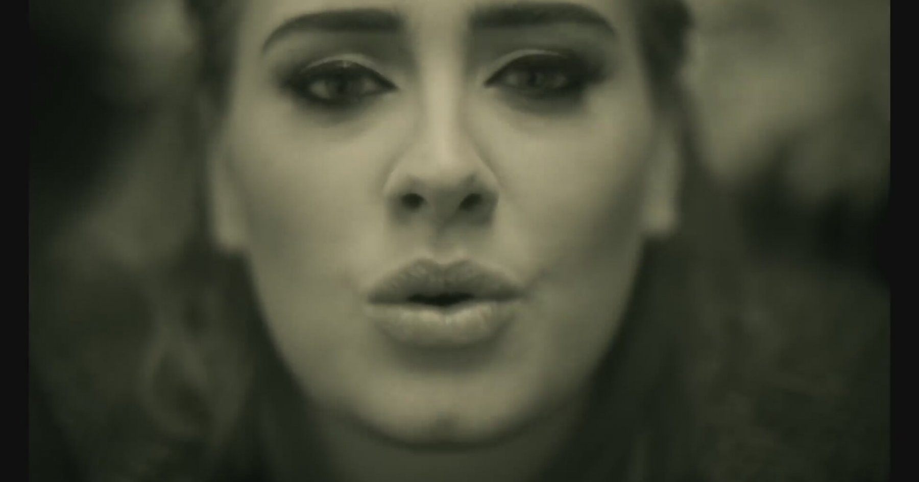 Adele - Hello | İzlesene.com Adele - Hello | İzlesene.com