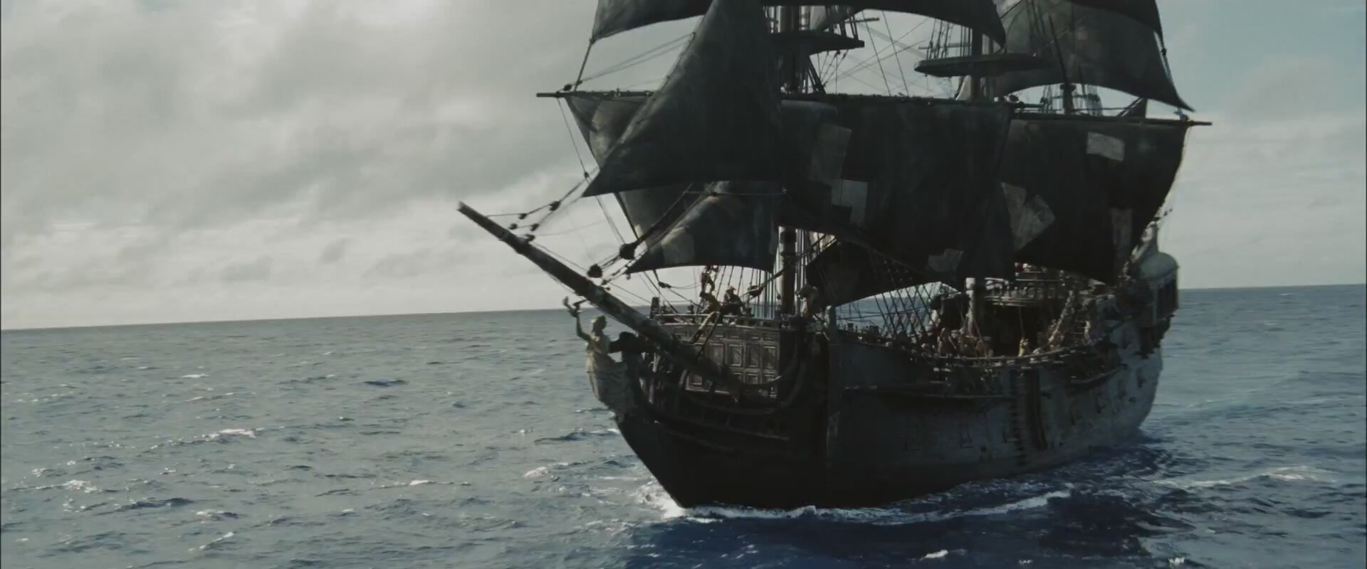Черная жемчужина пираты карибского моря фото