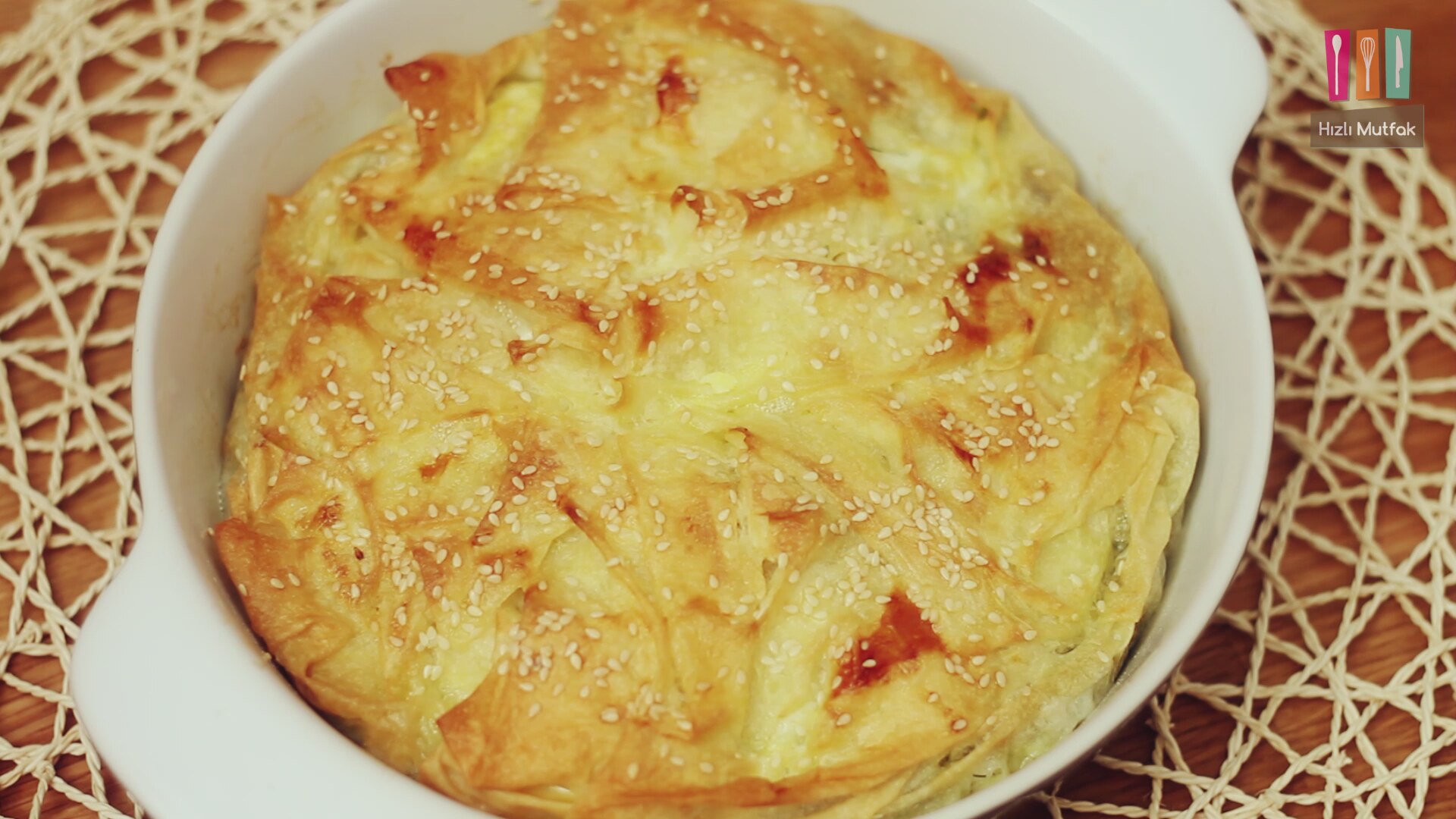 Kabaklı Börek Tarifi Videosu Kabaklı Börek Tarifi Videosu