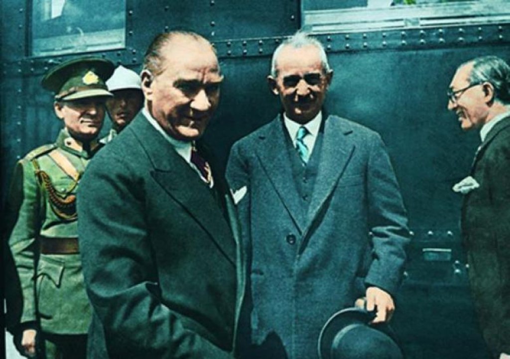 Ulu Önder Mustafa Kemal Atatürk'ün Çok Fazla Bilinmeyen Fotoğrafları 