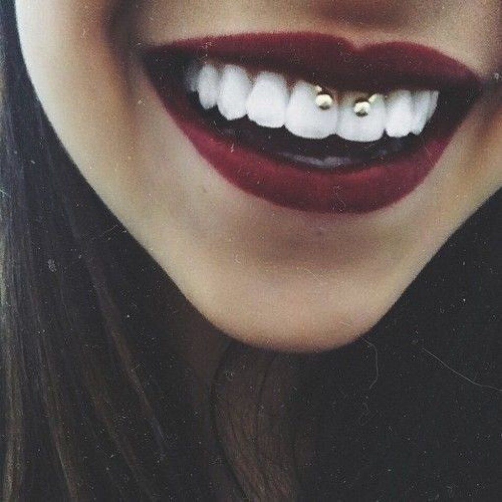Kaş Piercingi Nasıl Çıkarılır Kaş Piercingi Nasıl Çıkarılır