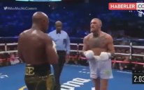Boks Maçında McGregor'ı Deviren Mayweather, Servetine 300 Milyon Dolar Ekledi