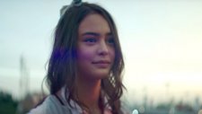 Angus - Chateau feat. Julia Stone