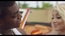 Chris Brown - Pills & Automobiles