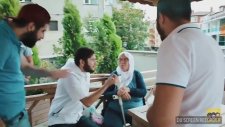Kafalar'ın Teyzeye İngilizce Öğretme Çabası