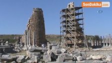 Perge'nin Helenistik Kuleleri Restore Ediliyor