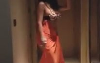 Süper Kız ve Oryantal Dansı
