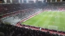 Konyaspor Taraftarı - İzmir Marşı