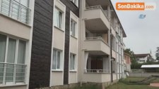 Yapımı Yeni Biten Binada Oluşan Çatlaklar Afad Ekiplerini Harekete Geçirdi