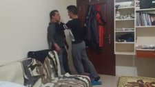 Nefes Tutup Bayılma Testi Yaparken Kendinden Geçmek