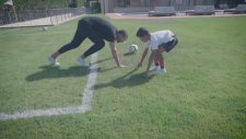 C.Ronaldo'nun oğlu Junior Ronaldo, Rio Ferdinand'a karşı!