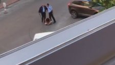 Sokak Ortasında Turist Kadını Darp Eden Alanya Polisi