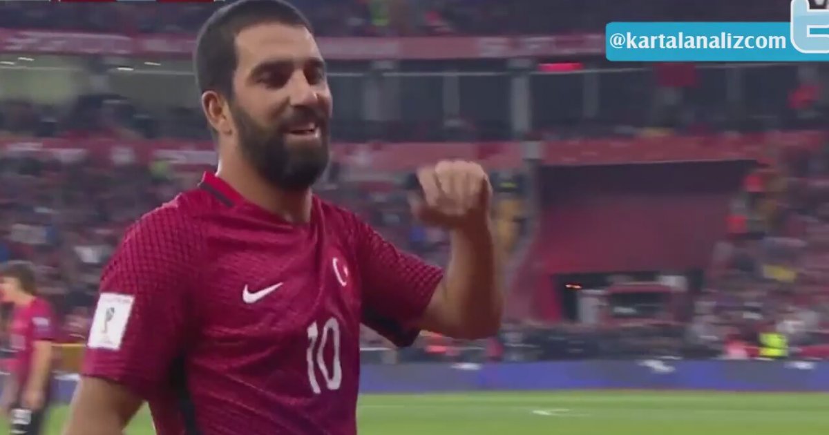 Arda Turan In Gulerek Oyundan Cikmasi Izlesene Com