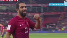 Arda Turan'ın Gülerek Oyundan Çıkması