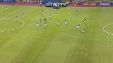 Kendi Kalesine Gol Atan Şansız Kaleci!