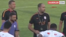 Ünlü Futbolcu Berbatov, GS Hocası Tudor'u Eleştirdi: Taktiksel Eksiklikleri Var