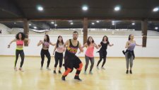 Kalabalık Grup ile Zumba Eğitimi