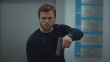Üsteğmen Yavuz'a Hastanedeki Sivilleri Kurtarması İçin Bakın Kim Yardım Ediyor! (6 Kasım Pazartesi)