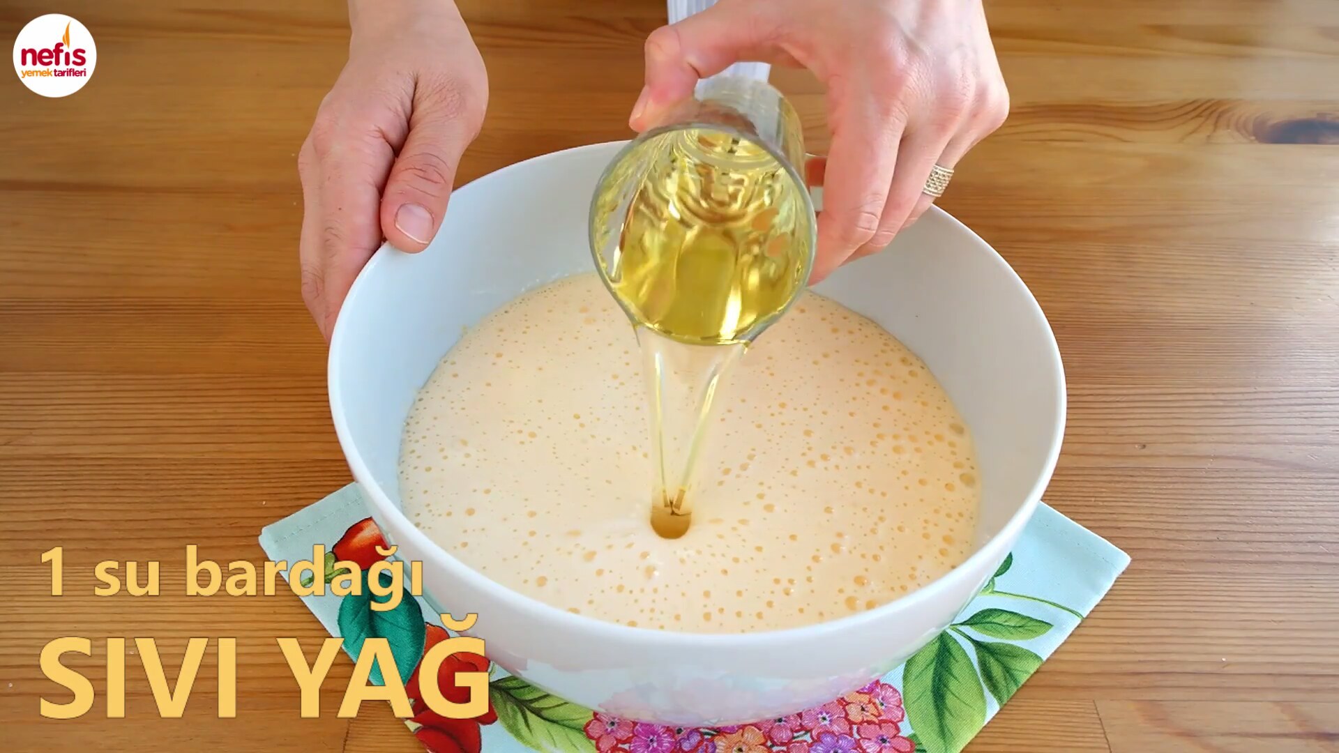 Muhallebi Dolgulu Nefis Kek Yapımı Videosu Muhallebi Dolgulu Nefis Kek Yapımı Videosu