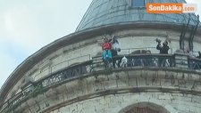 Adrenalin Sporcusu Koçak, Galata Kulesi'nden Base Jump Yaptı