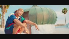 Major Lazer - Jump (feat. Busy Signal)