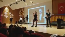 İzmir Güzelbahçe Mektebim Yiğidim Aslanım Müzik Öğretmeni Seyhan Özerdinç Yonar