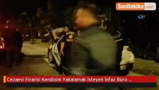 Cezaevi Firarisi Kendisini Yakalamak İsteyen İnfaz Büro Amiri'nin Aracını Ateşe Verdi