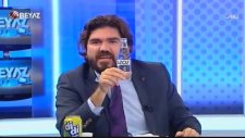 Abdülkerim Durmaz'ın Hediyesi Rasim Ozan'ı Fenalaştırdı (Beyaz Futbol)