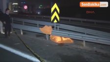 Yol Ayrımında Akrabalarını Bekleyen Kadına Otomobil Çarptı: 1 Ölü, 3 Yaralı