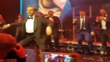 Rusya Başbakan Yardımcısı Arkadiy Dvorkoviç'in Çılgın Dansı