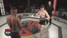 MMA Dövüşçüsü Ollie Flint Rakibini Duman Etti!