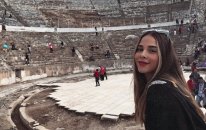 Vlog | Annem Kameramı Kırdı! Efes Antik Kentini Gezdik!