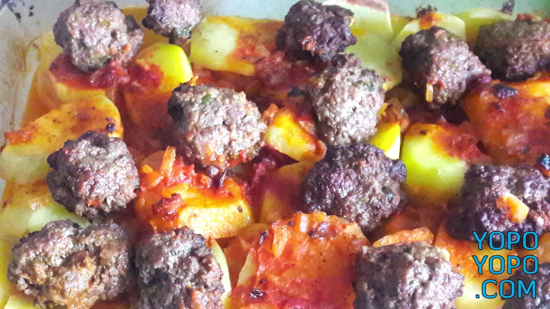 Fırında Patatesli Misket Köfte Tarifi Fırında Patatesli Misket Köfte Tarifi