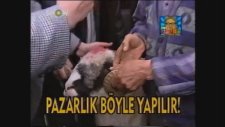 Bay Kubidik Kurban Pazarında(2001)