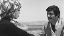 Dudaktan Silaha - Tanju Korel & Hülya Darcan (1971 - 72 Dk)