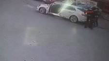 Bıçakla Saldırıp Dayak Yiyen Motorcu