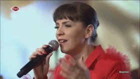 Yeşim Salkım - Eda Özülkü - Bir Demet Yasemen - Düetler Yeşim Salkım - Eda Özülkü - Bir Demet Yasemen - Düetler