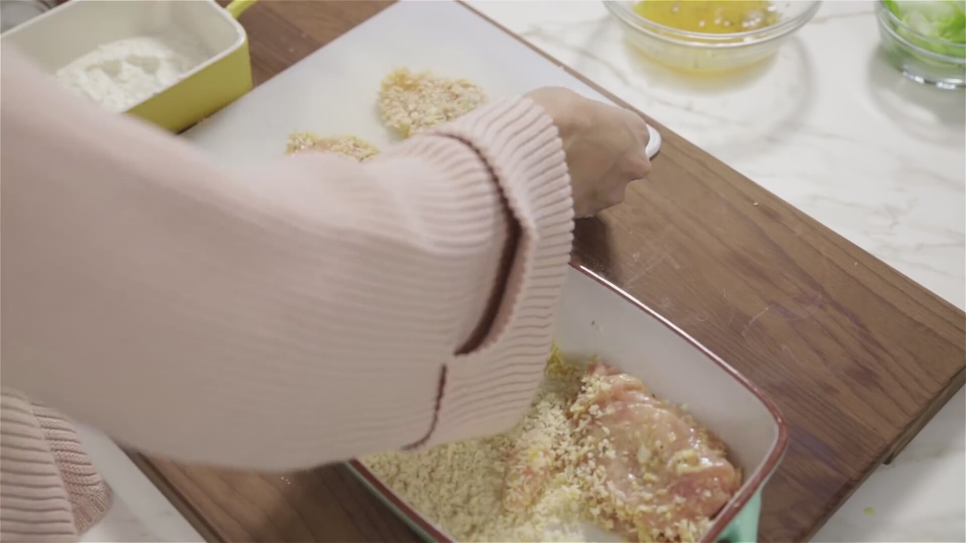 Ev Yapımı Tavuk Burger Tarifi Videosu Ev Yapımı Tavuk Burger Tarifi Videosu