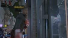 Anthony Joshua Camı Çerçeveyi İndirdi!