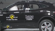 Jaguar E-Pace Çarpışma Testi