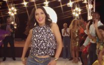 Zaho - Laissez-Les Kouma Feat. Mhd (Clip Officiel)