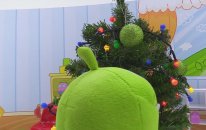 Om Nom Çam Ağacı Süslüyor! Yılbaşı - (Omnom Decorates A Christmas Tree)