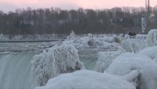 Niagara Şelalesi'nin Kartpostallık Muhteşem Görüntüsü