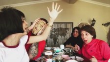Kahvaltıya Çağrılan Teyze'yi Geldiğine Pişman Etmek