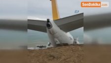 Pistten Çıkan Pegasus Havayollarına Ait Uçağı Kurtarma Çalışmaları Sürüyor