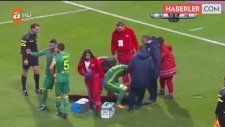 Advocaat'tan Yiğithan Güveli Açıklaması: Başka Oyuncu Vermeleri Lazım